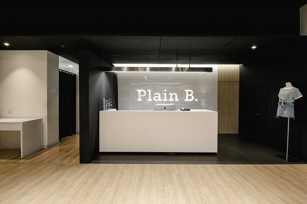 Plain B. Sunway Carnival